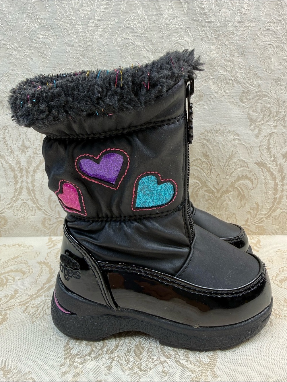 Totes Girls Black Winter Snow Boots Size 5 Hearts Faux Fur Zip Waterproof